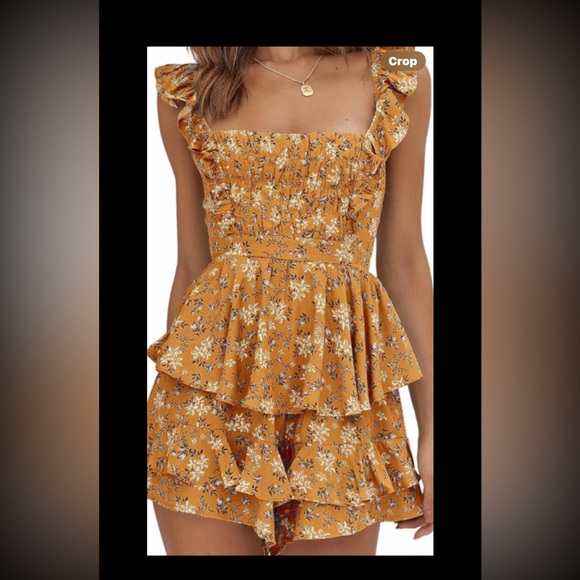 Pants - NWOTS Ladies Floral Romper